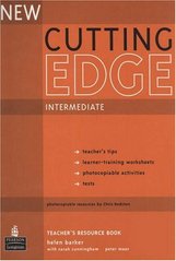 New Cutting Edge intermediate : teacher´s resource book /